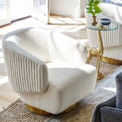 Giraffe Side Table -Home Decorate Shop ComeNextMondaySwivelChair.05 c034ae37 1fb5 4831 9cec a9b543aabbd4