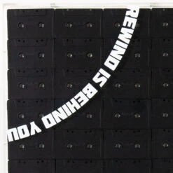 Hit Pause -Home Decorate Shop HitPause.08